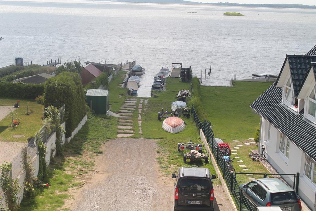 Gasthof Breeger-Bodden Exteriör bild